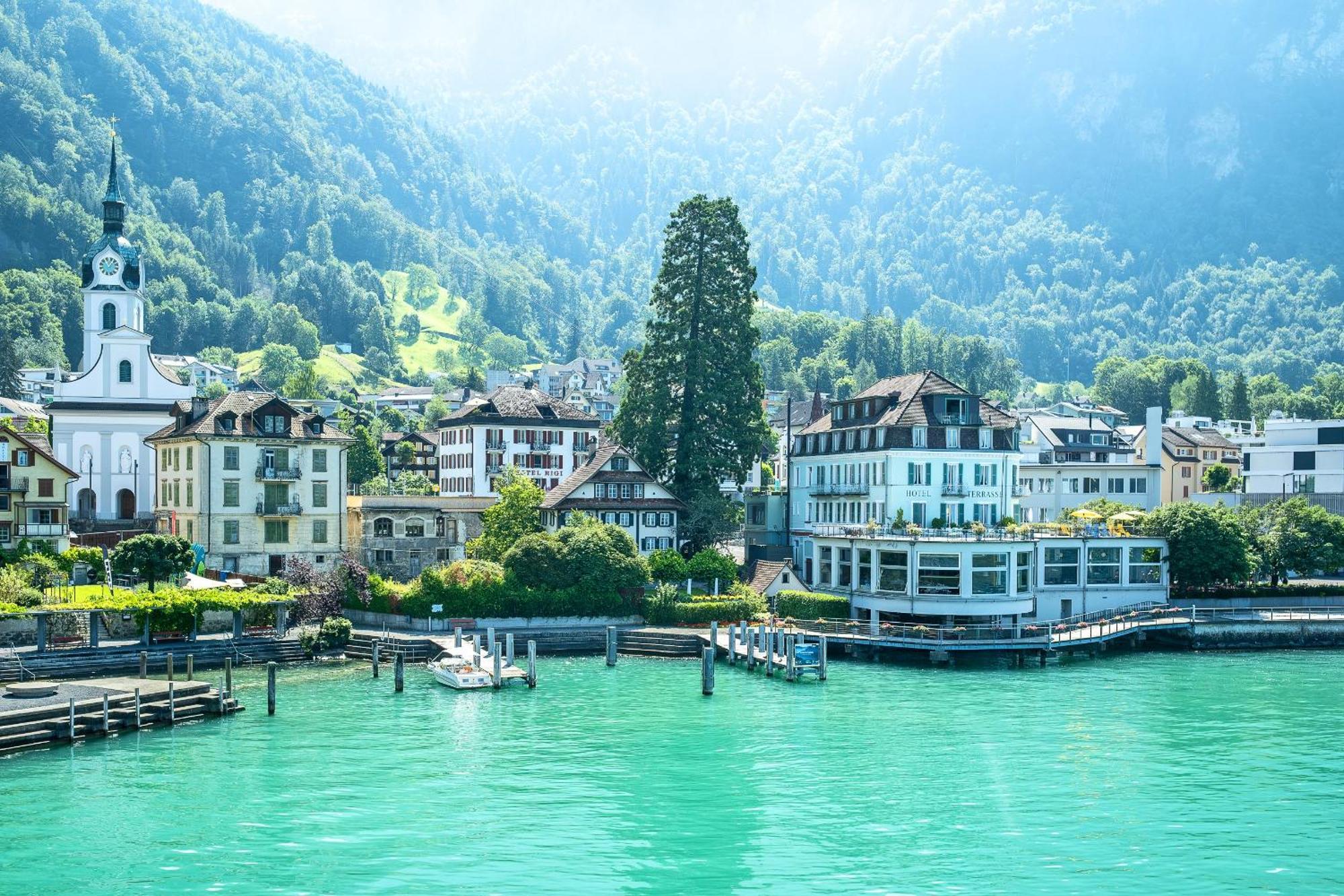 Hotel Terrasse Am See Vitznau Bagian luar foto